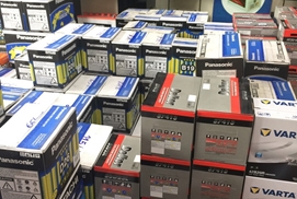 Phân biệt ắc quy khô và ắc quy nước và ưu nhược điểm của hai loại này