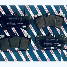 Má phanh đĩa trước AUDI Q7 4.2, Má phanh Bosch BP4739