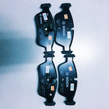 Má phanh đĩa sau Mercedes C180, Má phanh Bosch BP4990