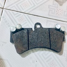 Má phanh đĩa trước Audi Q7