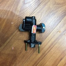 Tổng côn trên Ford Everest, Phụ tùng xe Ford Everest UR5641400