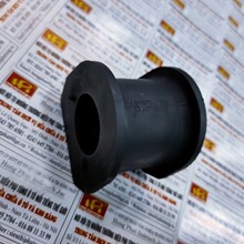 Cao su cân bằng trước Mitsubishi Pajero 2014