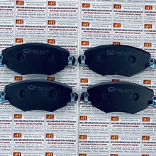 Má phanh trước Peugeot 408 2015