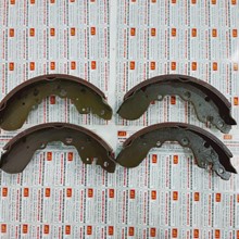 Má phanh sau Suzuki Ertiga, Phụ tùng xe Suzuki Ertiga