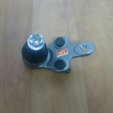 Ro tuyn đứng trên phải Ford Ranger 2016