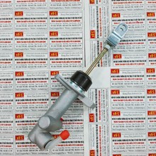 Xi lanh tổng côn trên Daewoo Cielo