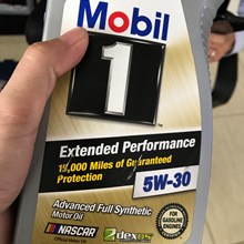 Dầu nhớt Mobil 1 5W- 30 loại 1 lít