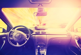 Tác hại to lớn khi để ô tô phơi giữa trời nắng nóng