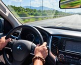 4 mối nguy khi đi ôtô dưới trời nắng, nóng