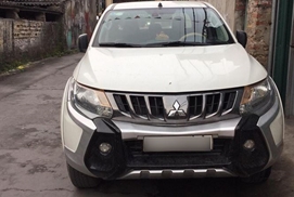 Ôtô bị lỗi động cơ, khách Việt lần đầu được đổi xe mới