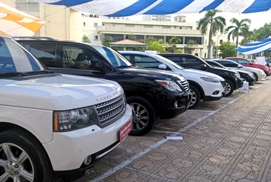 Mua ôtô 300 triệu: Rước nợ vào thân, sai lầm đốt túi